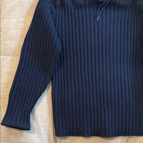 Men's 007 Ribbed Army Sweater - Picture 3 of 8
